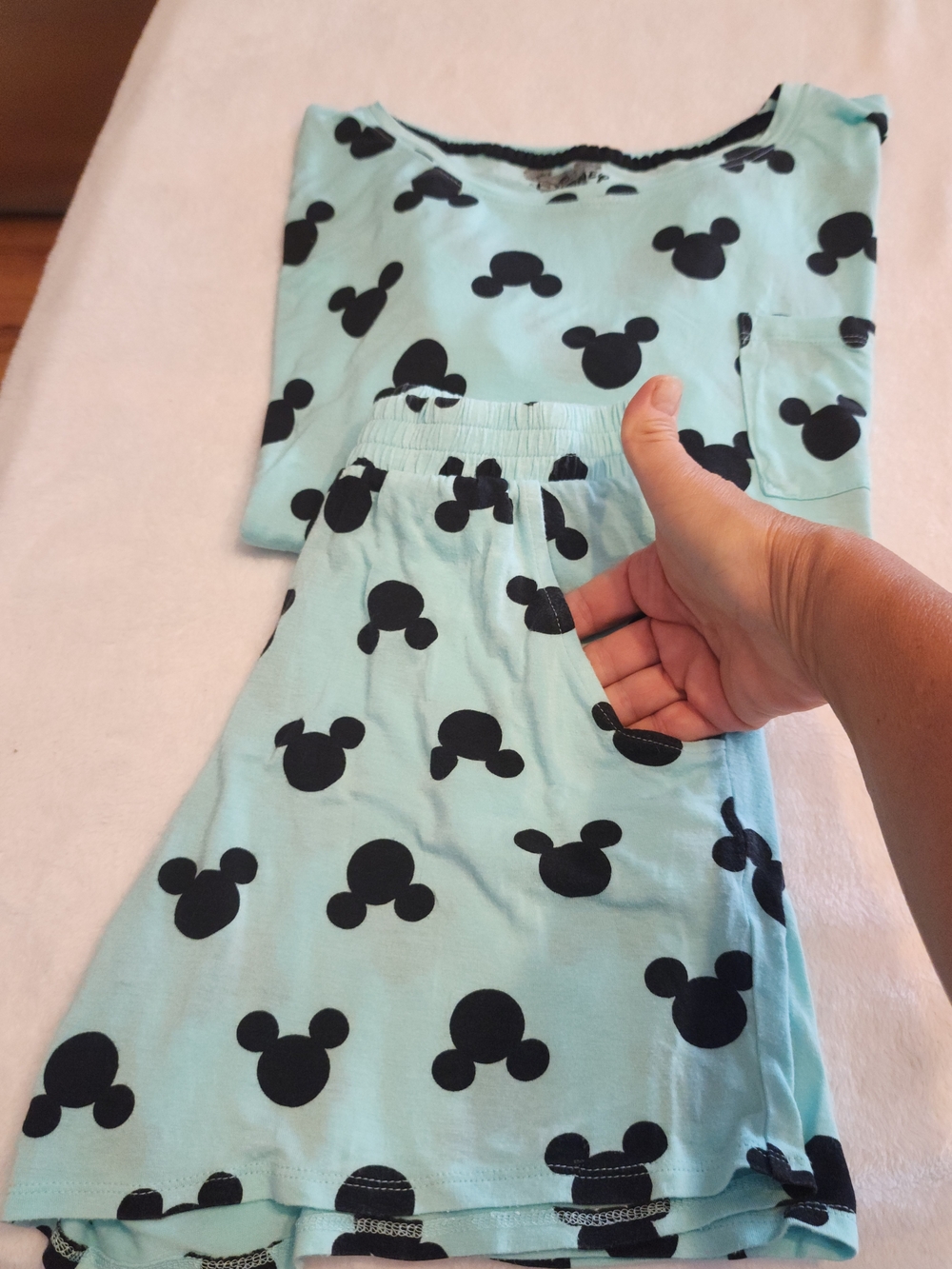 Disney Mint Green and Black Mickey Mouse Short Pajama Set Size S [V2] - Picture 10 of 10
